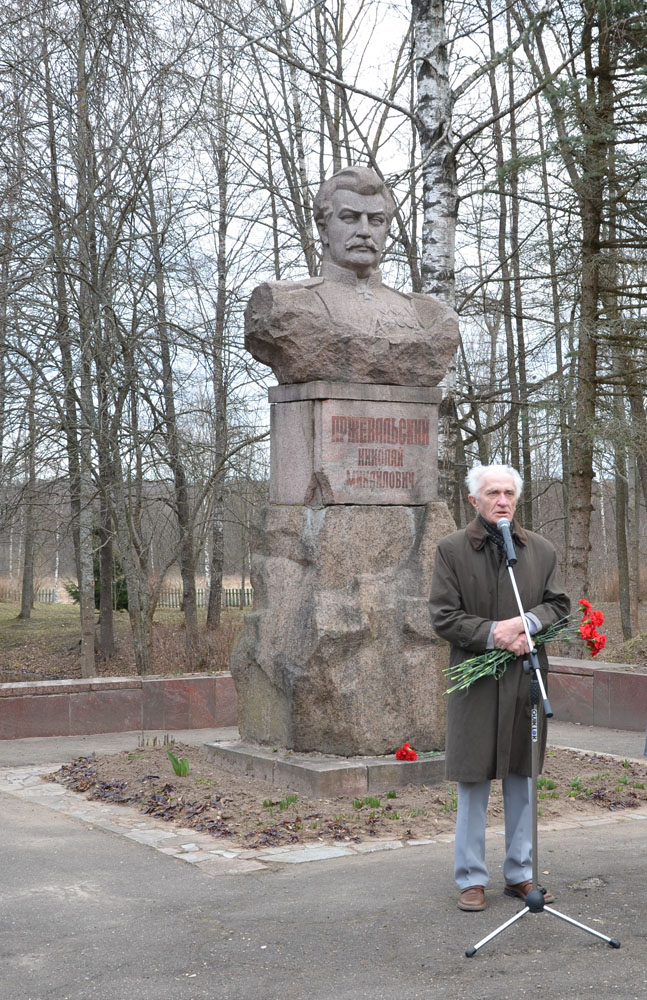 Котляков В.М. Почетный президент Русского географического общества, директор Института географии РАН, академик